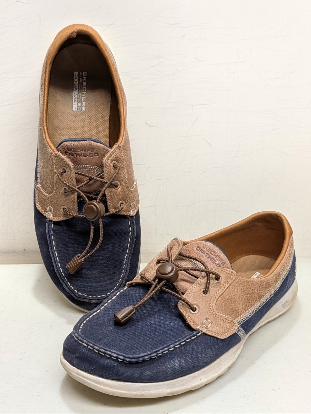 Skechers On The Great Goga Max Boat Shoes 11 Deck Shoes Slip On bg